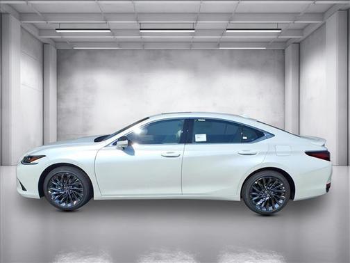 2025 Lexus ES 300h Luxury