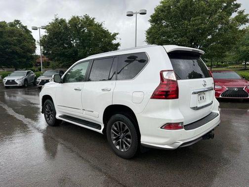 Starfire Pearl 2017 Lexus GX 460 Luxury