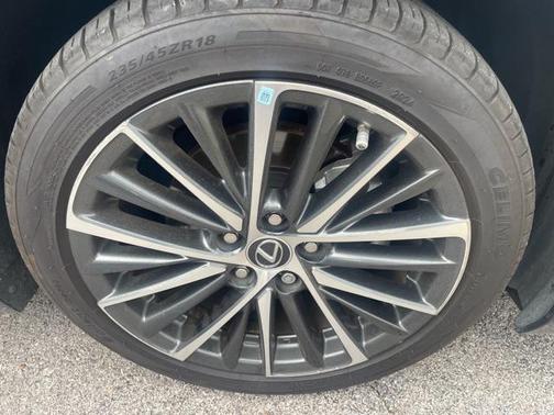 2023 Lexus ES 300h Base