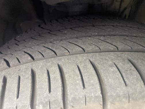 2023 Lexus ES 300h Base