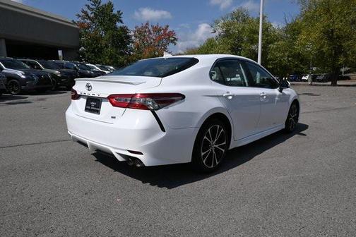 2019 Toyota Camry XLE