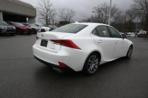 2018 Lexus IS 300 Base