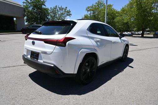 Eminent White Pearl 2021 Lexus UX 250h Base