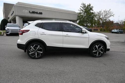 2020 Nissan Rogue Sport SL