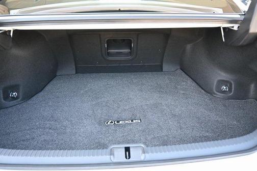 2025 Lexus ES 300h Base