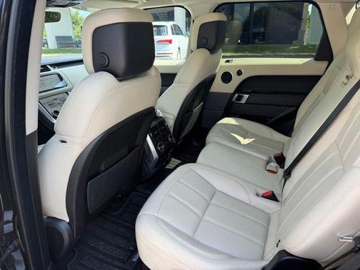 Black 2022 Land Rover Range Rover Sport HSE Silver Edition