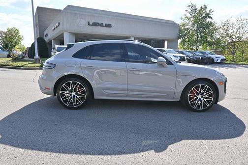 2024 Porsche Macan S