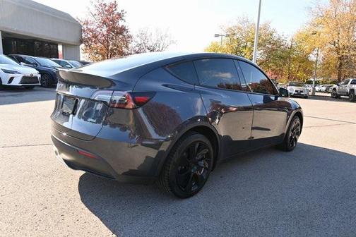 2024 Tesla Model Y Long Range Dual Motor All-Wheel Drive