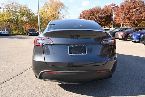 2024 Tesla Model Y Long Range Dual Motor All-Wheel Drive