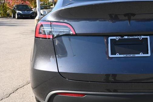 2024 Tesla Model Y Long Range Dual Motor All-Wheel Drive