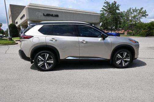 Champagne Silver Metallic 2021 Nissan Rogue Platinum