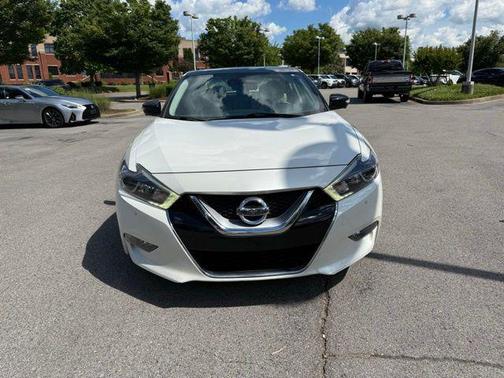 Pearl White 2016 Nissan Maxima 3.5 Platinum