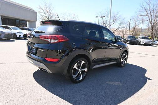 2017 Hyundai TUCSON Sport