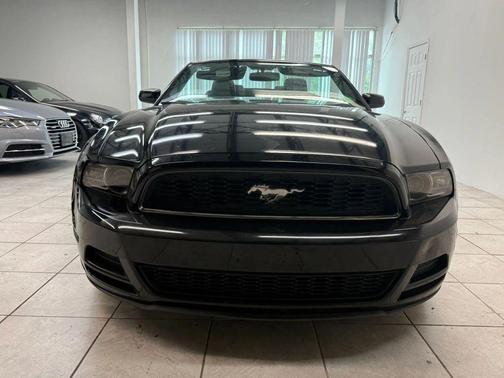 2014 Ford Mustang V6 Premium
