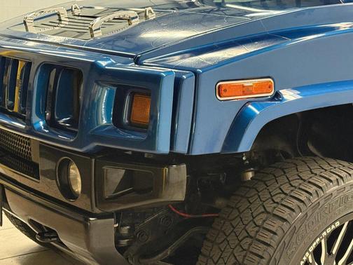 Pacific Blue 2006 Hummer H2 SUT