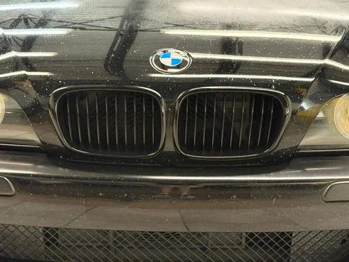 2000 BMW M5 Base