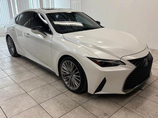 Eminent White Pearl 2022 Lexus IS 300 Base
