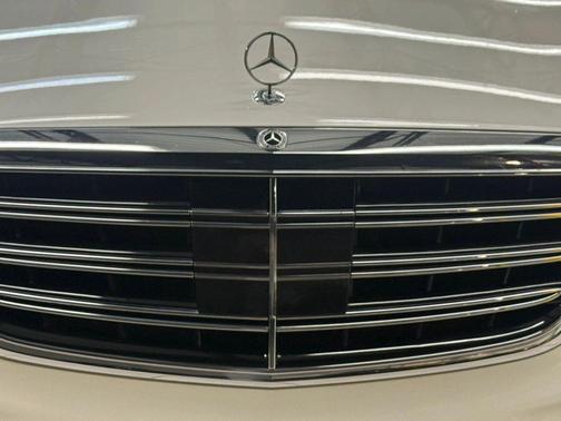 2019 Mercedes-Benz S-Class S 560 Sedan 4D
