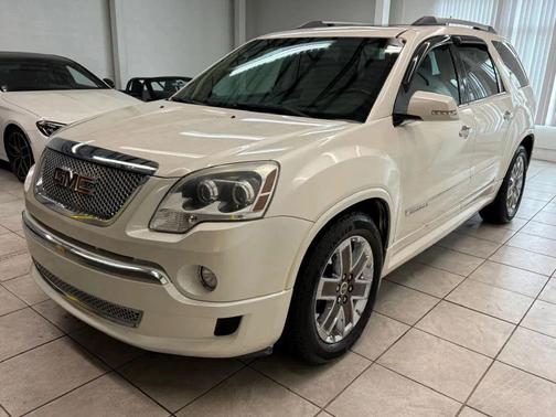 White 2011 GMC Acadia Denali