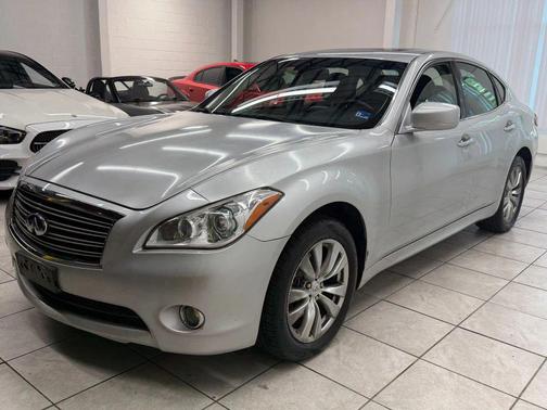 Liquid Platinum 2014 INFINITI Q70 3.7X