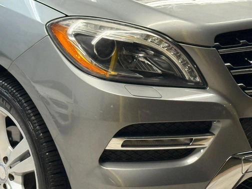 Silver 2013 Mercedes-Benz M-Class ML 350 Sport Utility 4D