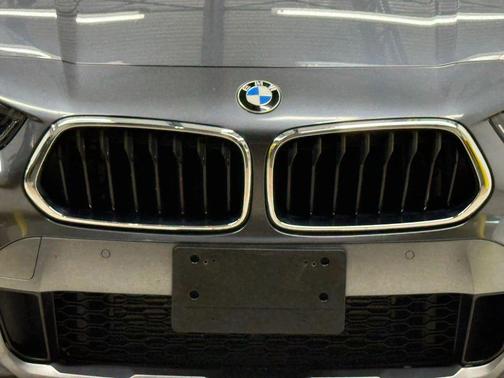 Mineral Gray Metallic 2018 BMW X2 xDrive28i