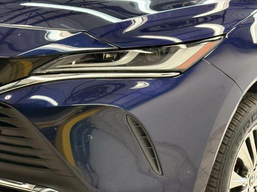 2022 Toyota Venza XLE