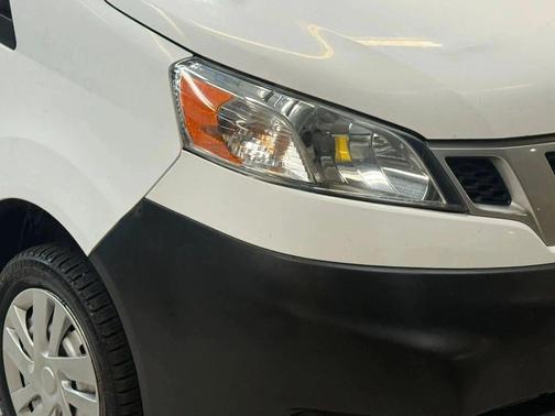 2017 Nissan NV200 S