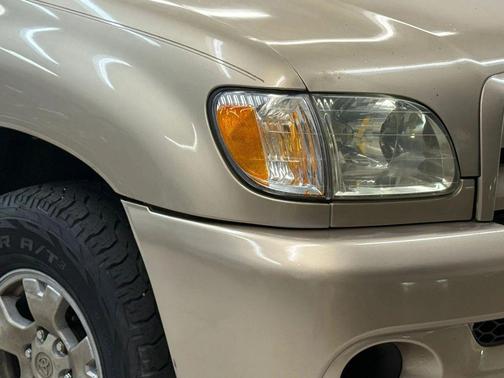 2004 Toyota Tundra SR5