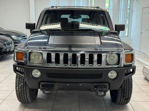 2006 Hummer H3 Base