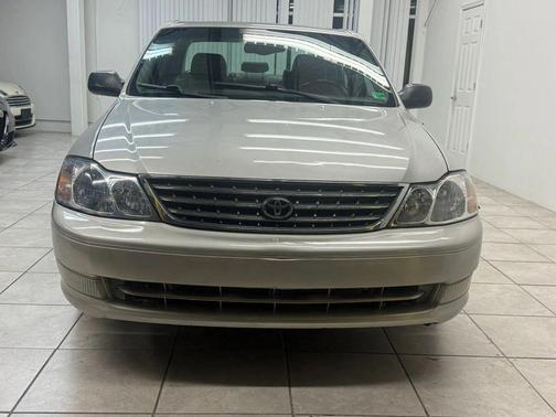 2004 Toyota Avalon XLS