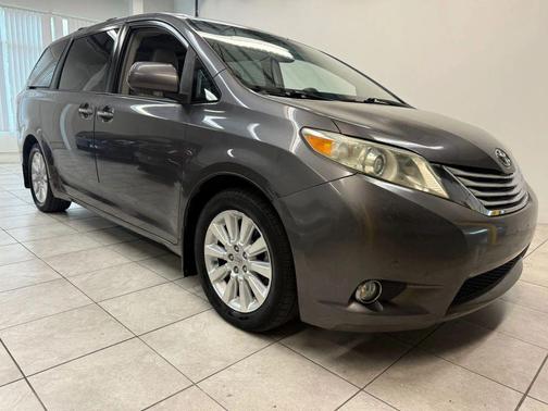 2011 Toyota Sienna Limited
