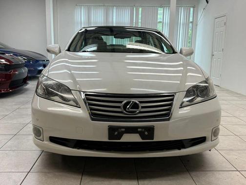 2011 Lexus ES 350 Base