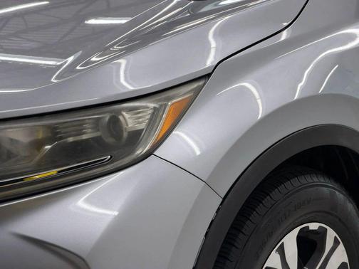 Lunar Silver Metallic 2018 Honda CR-V LX