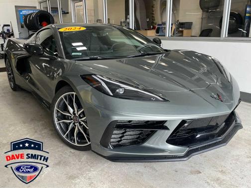 Gray Metallic 2024 Chevrolet Corvette Stingray w/2LT