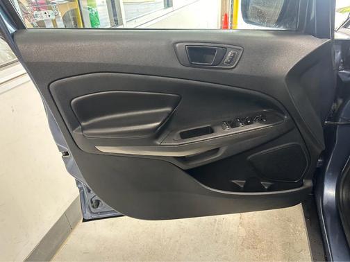 2021 Ford EcoSport SES