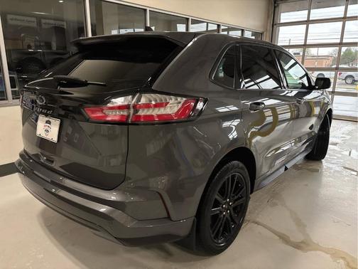 2022 Ford Edge ST-Line