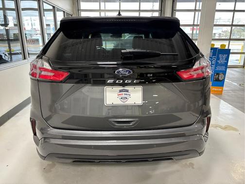 2022 Ford Edge ST-Line