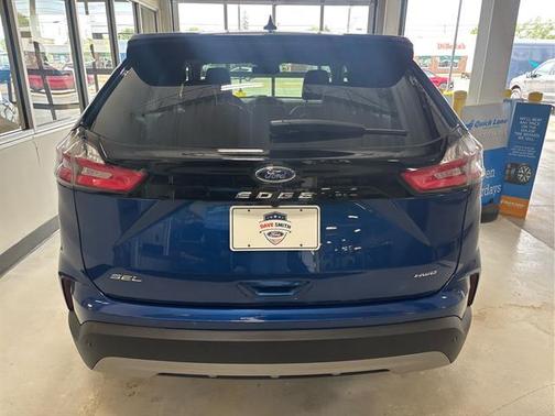 Atlas Blue 2024 Ford Edge SEL