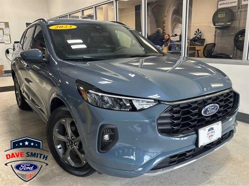 Vapor Blue Metallic 2023 Ford Escape ST-Line Select