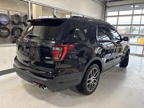 2018 Ford Explorer sport