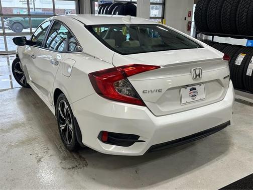 2016 Honda Civic Touring