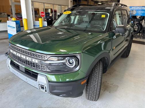 Eruption Green Metallic 2025 Ford Bronco Sport Badlands