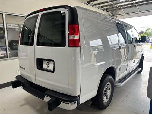 Summit White 2024 Chevrolet Express 2500 Work Van