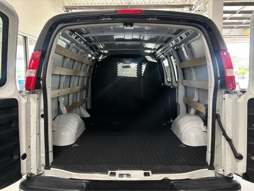 Summit White 2024 Chevrolet Express 2500 Work Van