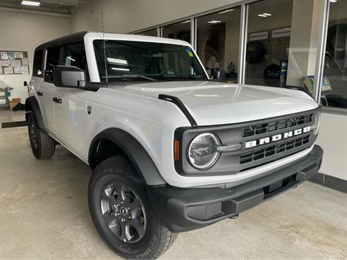 Oxford White 2026 Ford Bronco Big Bend