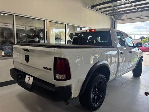 2022 RAM 1500 Classic SLT