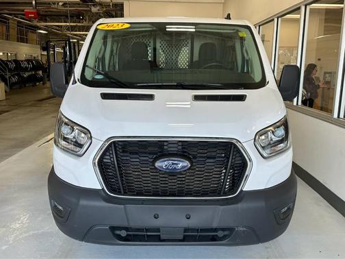 2023 Ford Transit-250