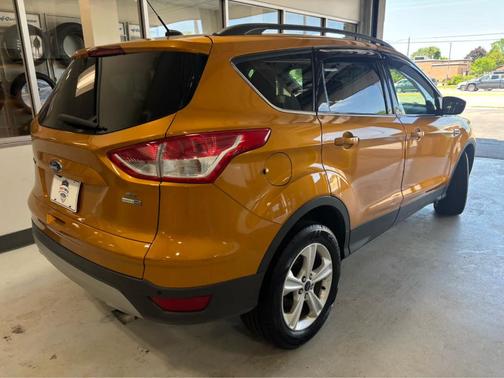 Electric Spice 2016 Ford Escape SE