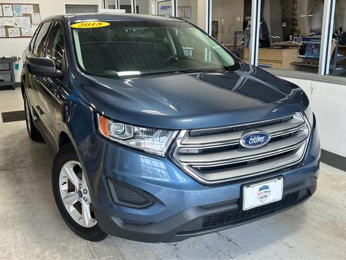 Blue Metallic 2018 Ford Edge SE